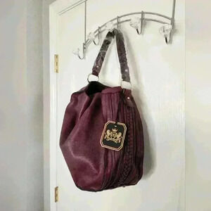 Hobo style Vegan lether shoulder bag